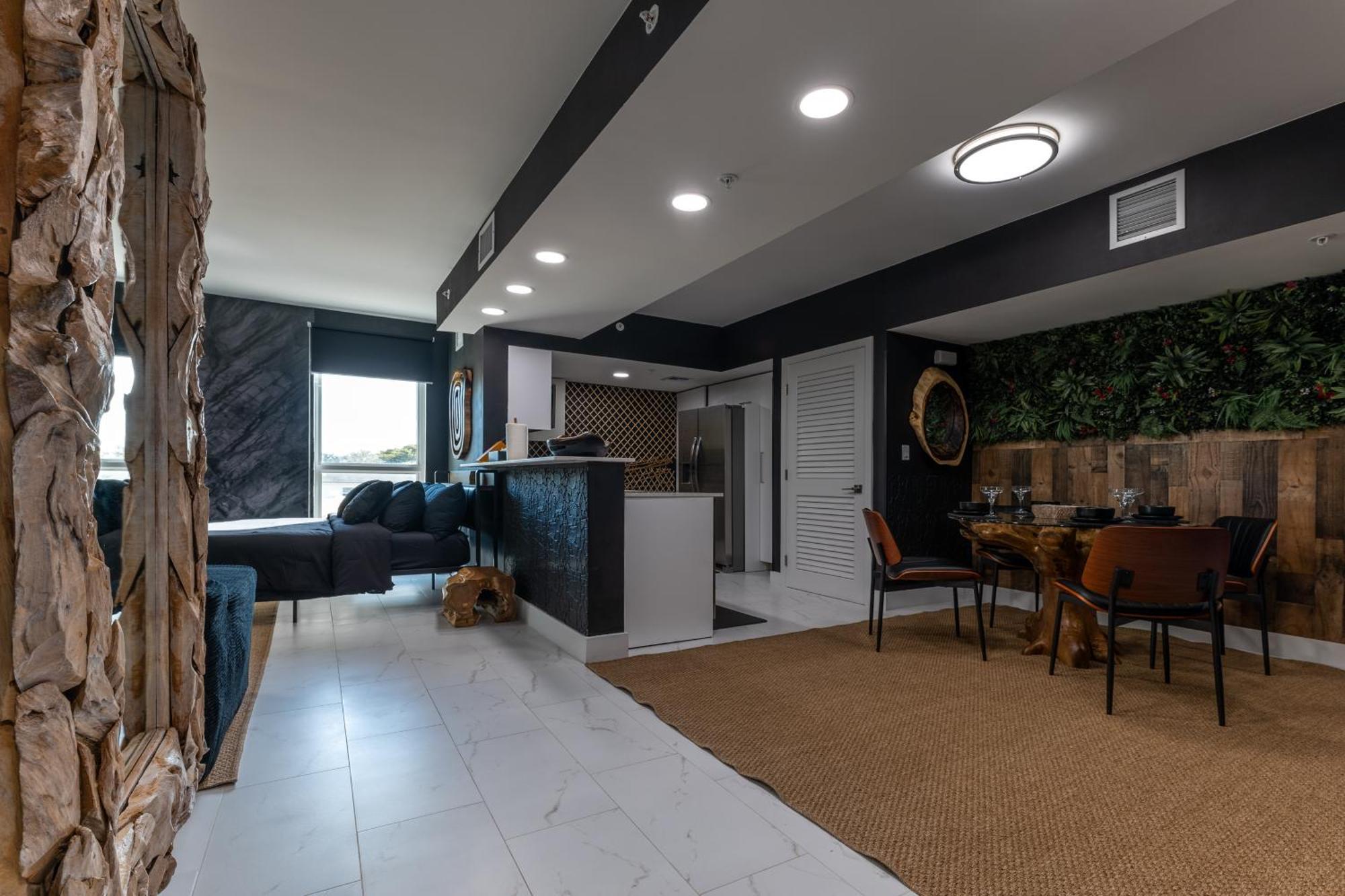 Miami Wood Apart Hotel New 2024 - Private Terrace - Free Garage - Beach 5 Min Hollywood Eksteriør billede