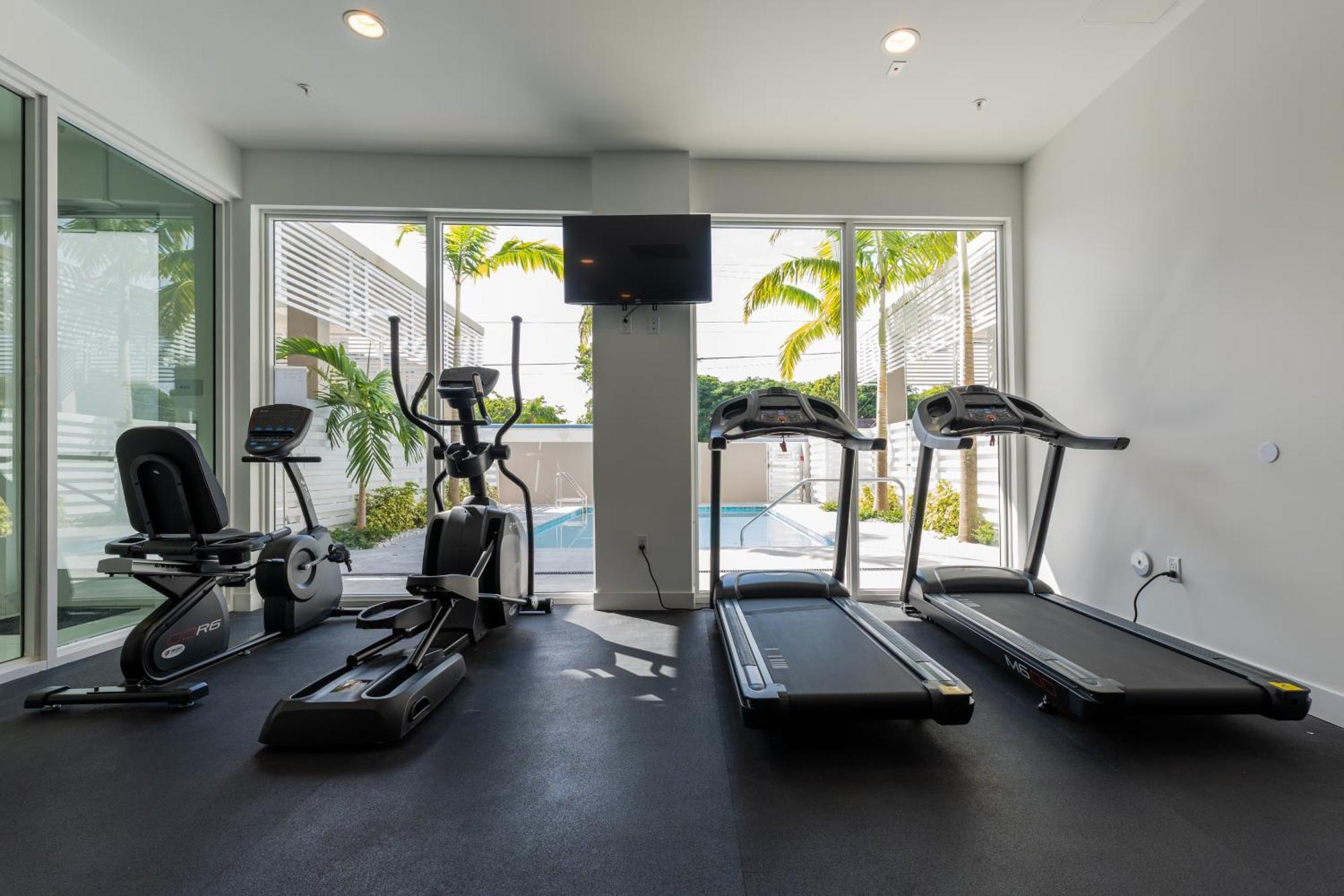 Miami Wood Apart Hotel New 2024 - Private Terrace - Free Garage - Beach 5 Min Hollywood Eksteriør billede